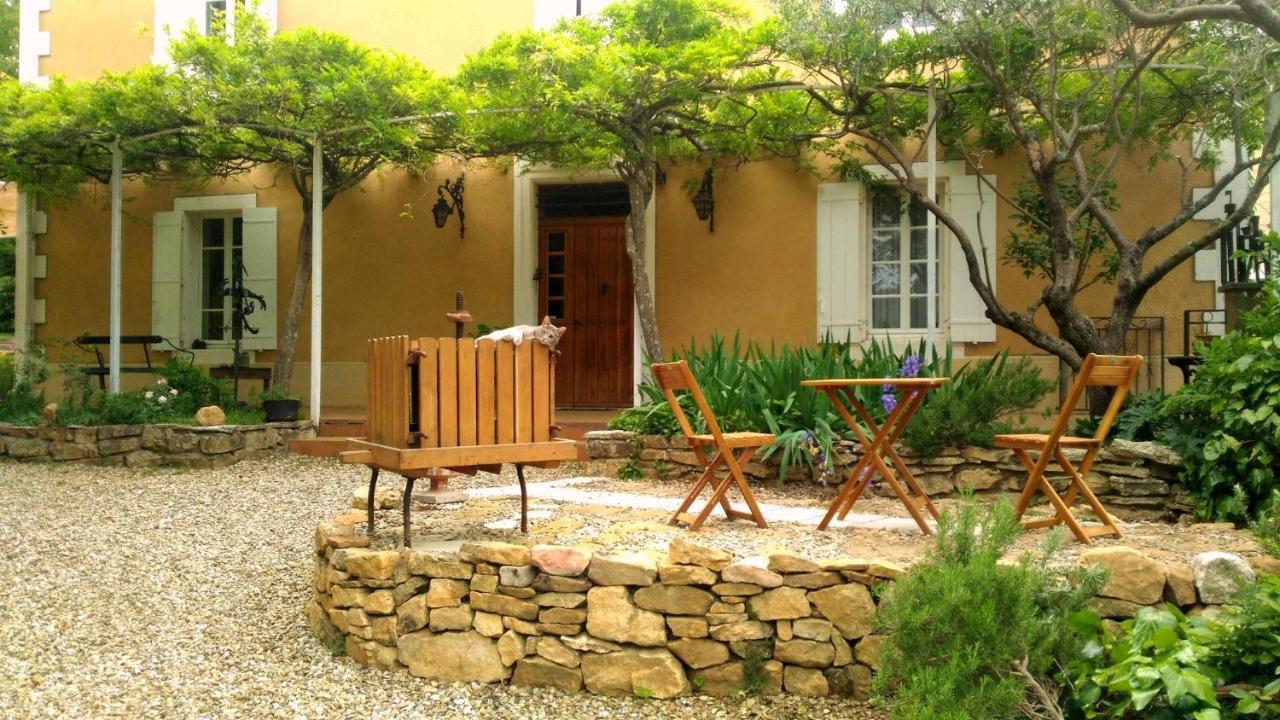 Bed and Breakfast Le Fer en Cèze Sabran Esterno foto