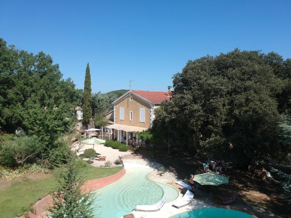 Bed and Breakfast Le Fer en Cèze Sabran Esterno foto