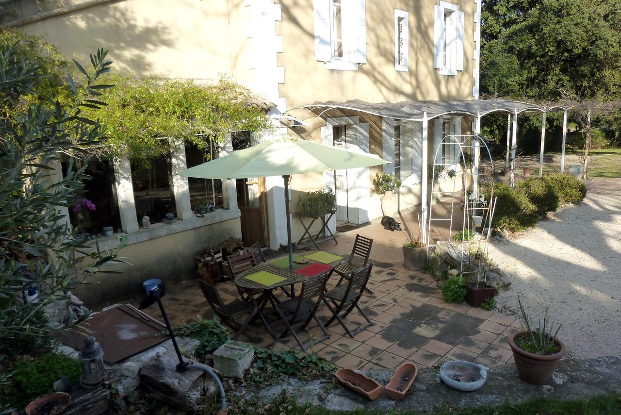 Bed and Breakfast Le Fer en Cèze Sabran Esterno foto